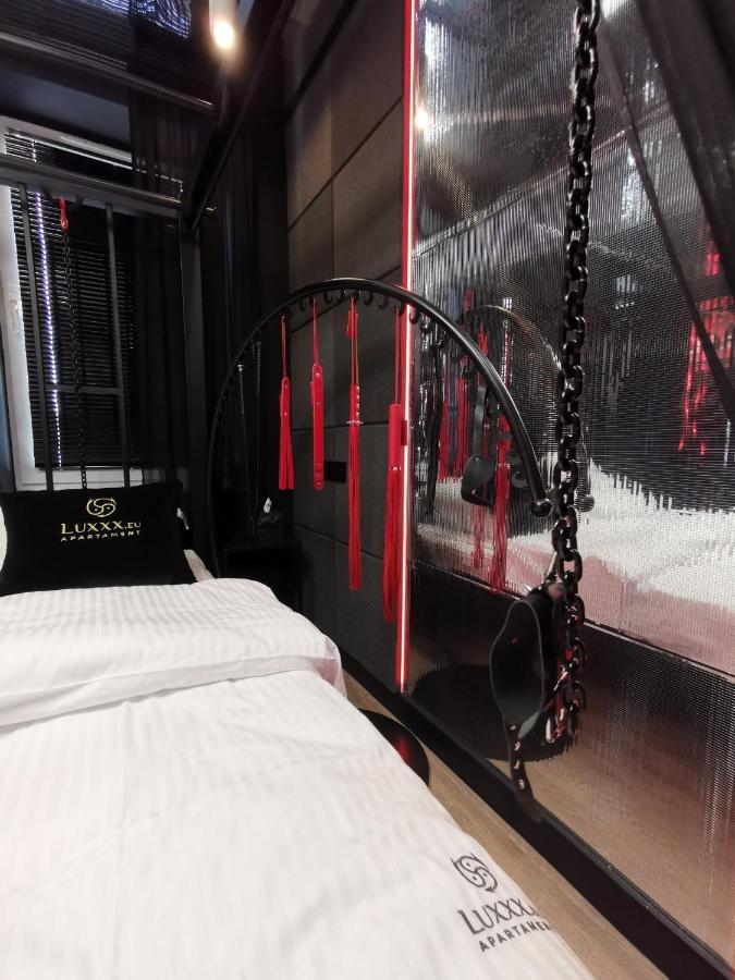 BDSM Apartament Luxxx gorące serce Częstochowy - ADULTS ONLY Częstochowa Zewnętrze zdjęcie